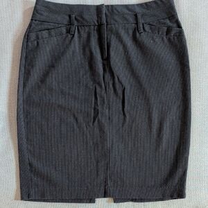 Pinstripes Black Pencil Skirt